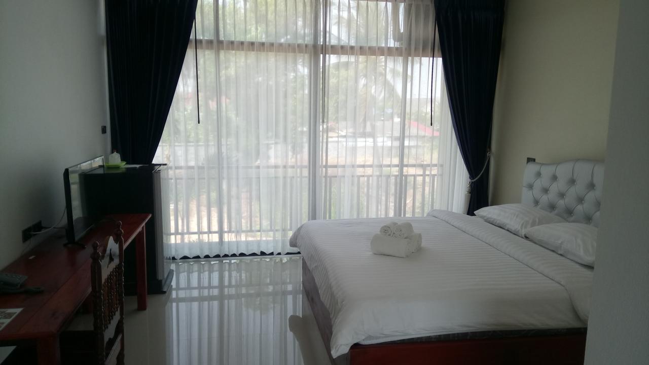 Landmark Maha Sarakham Bagian luar foto