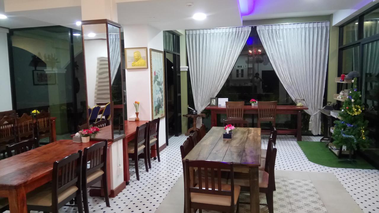 Landmark Maha Sarakham Bagian luar foto