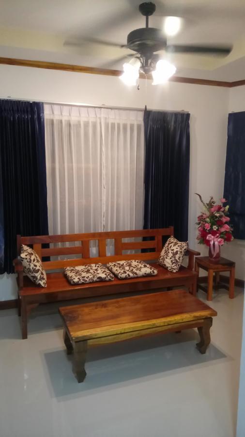 Landmark Maha Sarakham Bagian luar foto