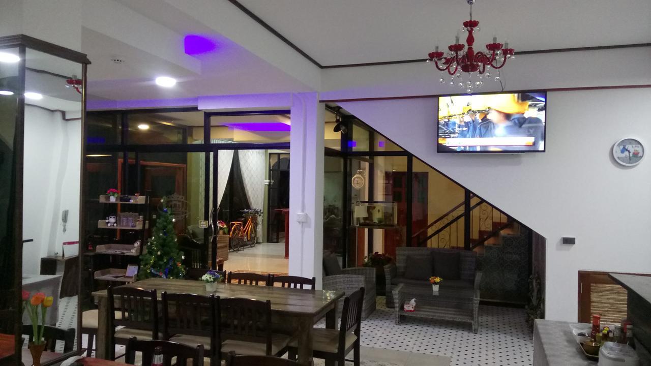 Landmark Maha Sarakham Bagian luar foto